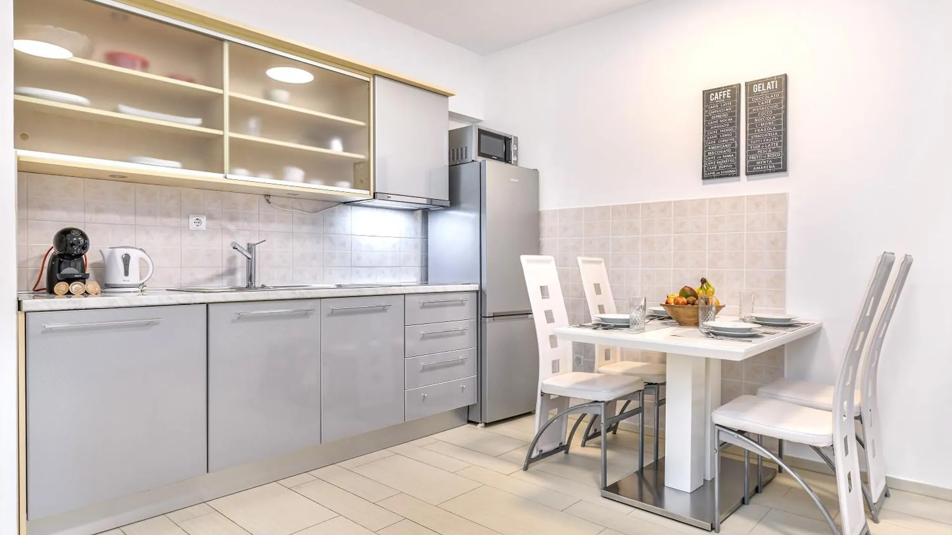 Lägenhet Apartmani Heta Alagic II